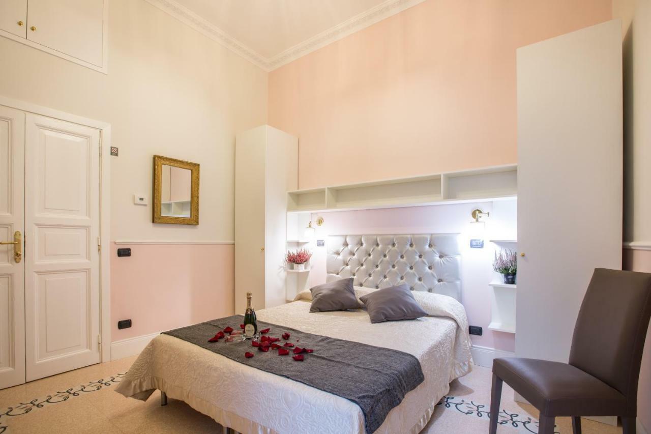 Art Nouveau Roma Colosseo Suites מראה חיצוני תמונה