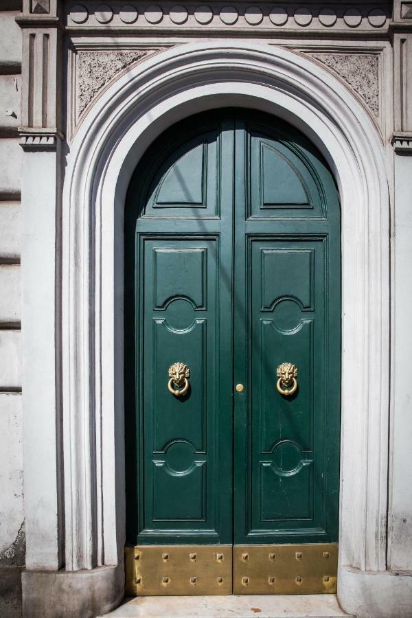 Art Nouveau Roma Colosseo Suites מראה חיצוני תמונה